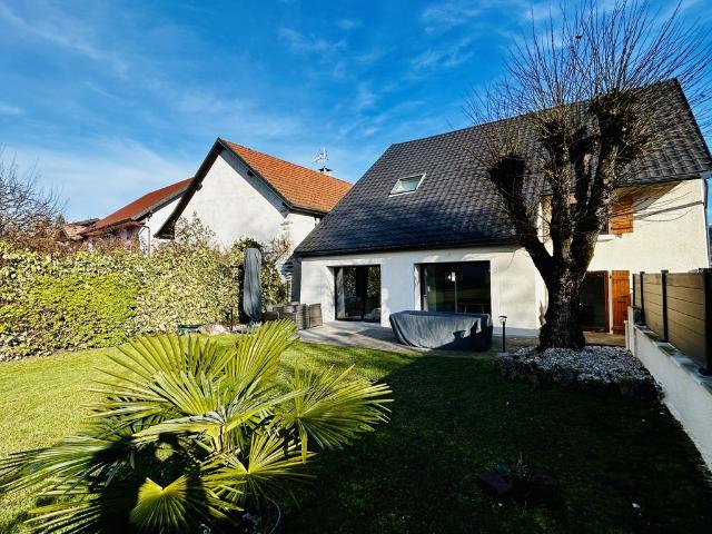Maison de 6 pièces de luxe en vente à Arenthon, Auvergne Rhône Alpes