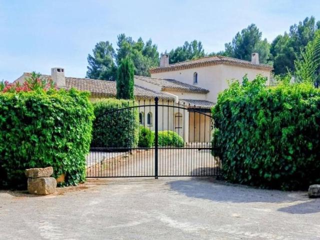 Maison de 6 pièces de luxe en vente à Béziers, France