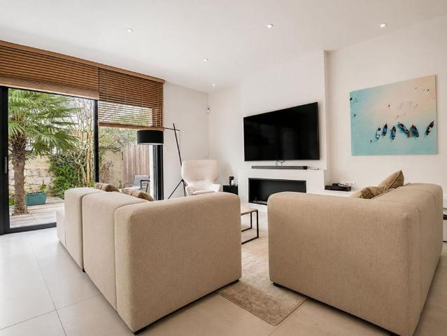 Maison de 6 pièces de luxe en vente à Bordeaux, France