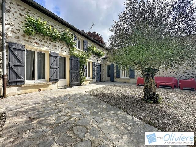 Maison de 6 pièces de luxe en vente à Boullay les Troux, Île de France
