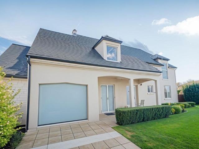 Maison de 6 pièces de luxe en vente à Collégien, France