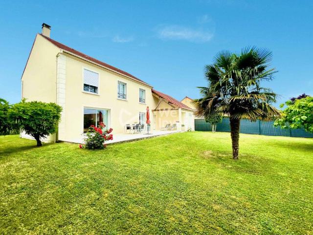Maison de 6 pièces de luxe en vente à Conches sur Gondoire, Île de France