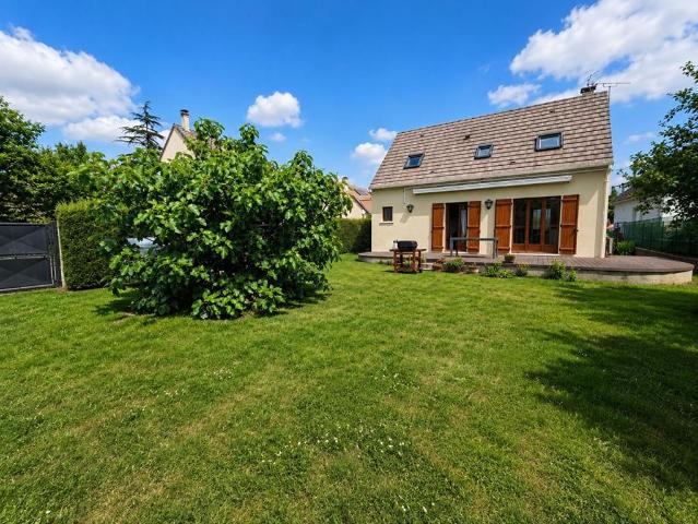 Maison de 6 pièces de luxe en vente à Conflans Sainte Honorine, France
