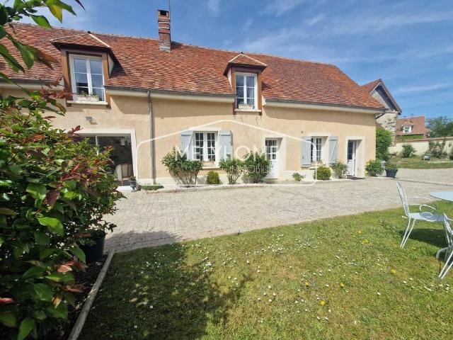 Maison de luxe 3 chambres en vente à Maintenon, France