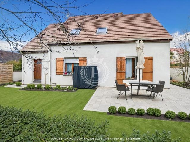 Maison de 6 pièces de luxe en vente à Ermont, Île de France