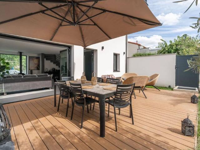Maison de 6 pièces de luxe en vente à Fontenay sous Bois, France