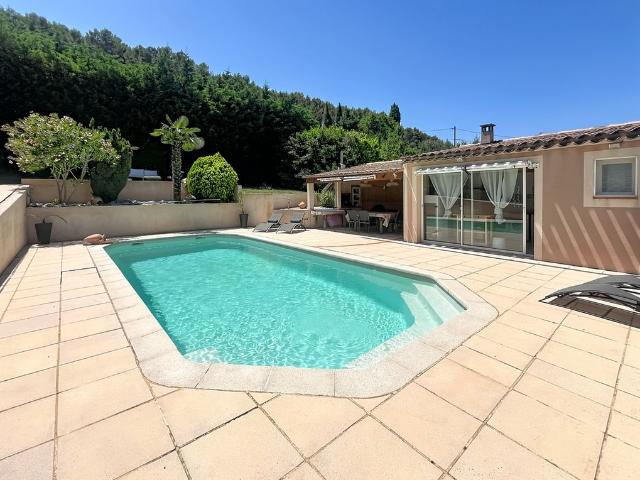 Maison de 6 pièces de luxe en vente à Gardanne, Provence Alpes Côte d'Azur