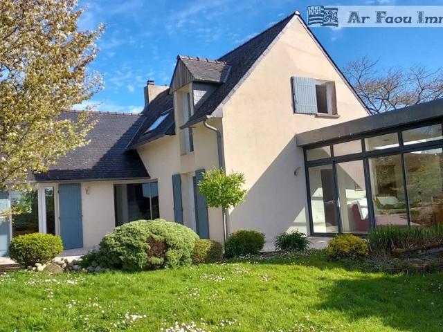 Maison de 6 pièces de luxe en vente à Hanvec, France