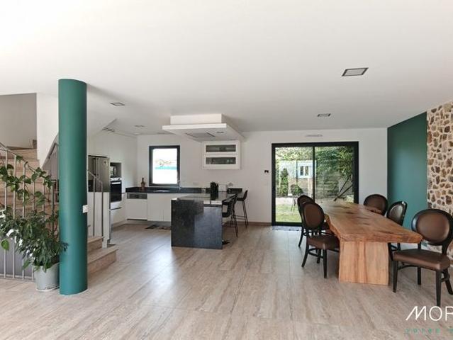 Maison de 6 pièces de luxe en vente à Jouars Pontchartrain, France