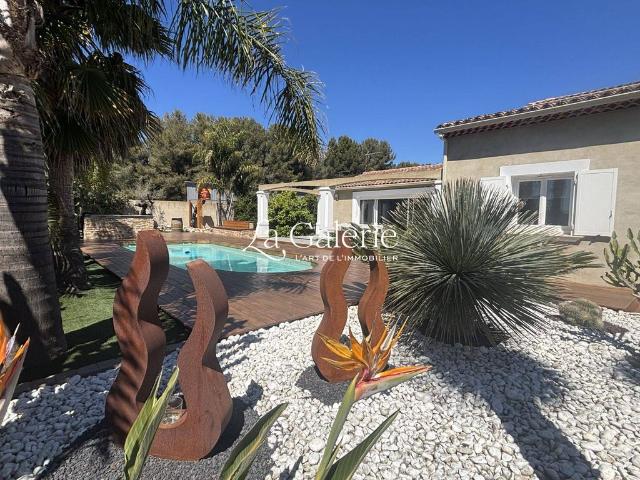 Maison de 6 pièces de luxe en vente à La Londe les Maures, Provence Alpes Côte d'Azur