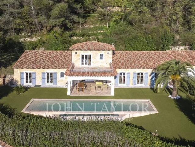 Maison de 6 pièces de luxe en vente à Le Tignet, Provence Alpes Côte d'Azur