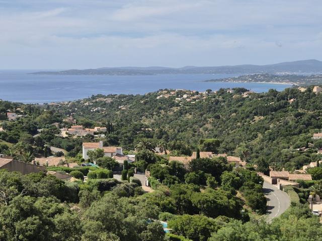 Maison de 6 pièces de luxe en vente à Les Issambres, France