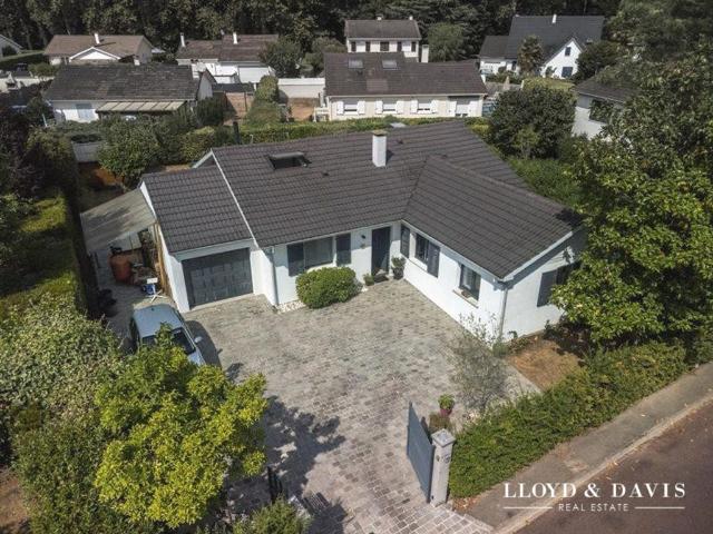 Maison de 6 pièces de luxe en vente à Longpont sur Orge, France