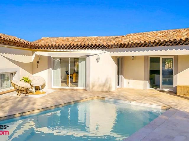 Maison de 6 pièces de luxe en vente à Puget sur Argens, Provence Alpes Côte d'Azur