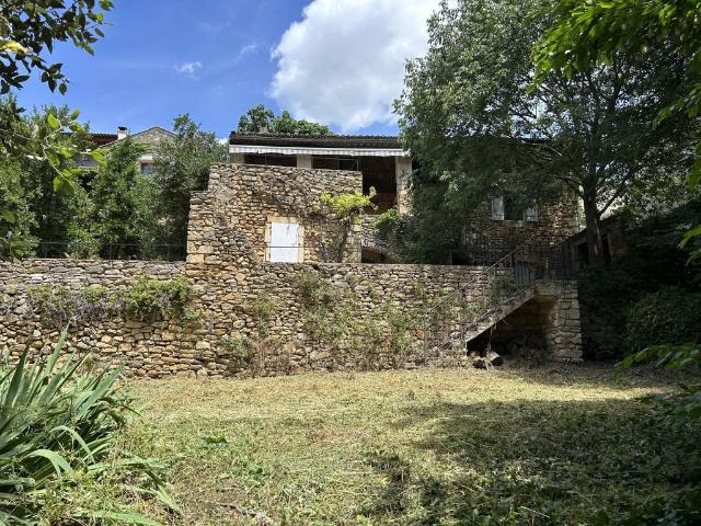 Maison de 6 pièces de luxe en vente à Sabran, Occitanie
