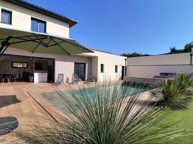 Maison de 6 pièces de luxe en vente à Saint Aunès, Occitanie