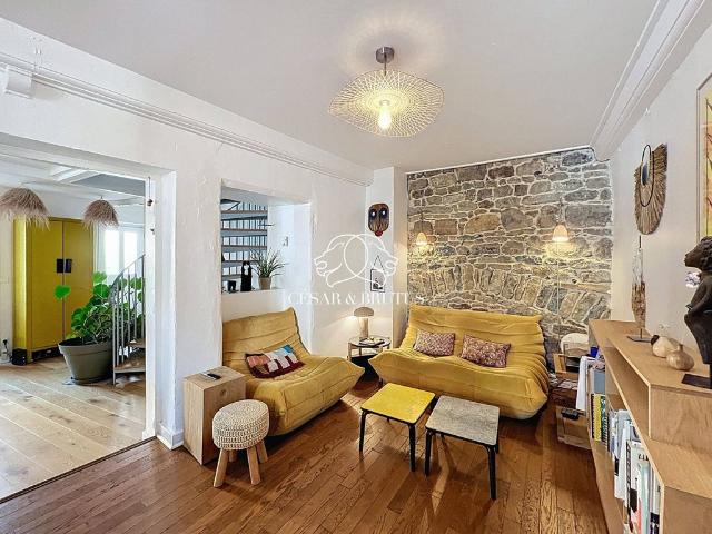 Maison de 6 pièces de luxe en vente à Saint Cyr au Mont d'Or, France