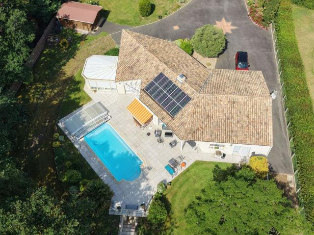 Maison de 6 pièces de luxe en vente à Talmont Saint Hilaire, France