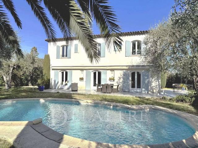 Villa de 6 pièces de luxe en vente Valbonne, Provence Alpes Côte d'Azur