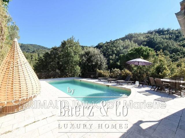 Maison de 6 pièces de luxe en vente à 83680, La Garde Freinet, Département du Var, Provence Alpes Côte d'Azur