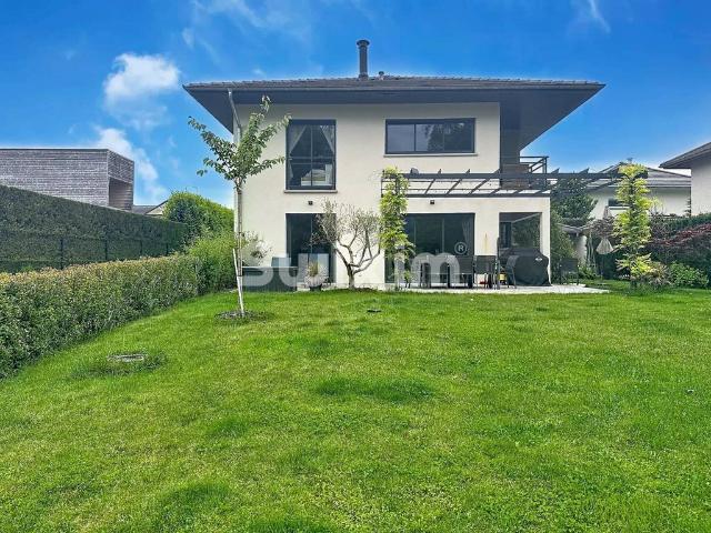 Maison de prestige de 147 m2 en location Prévessin Moëns, Auvergne Rhône Alpes