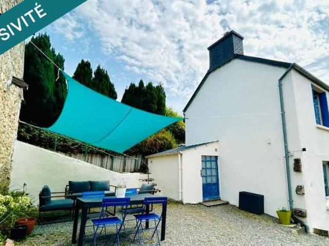 Maison de 70m2 sur terrain de 345 m2 garage et annexe