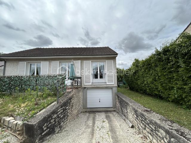 Maison de 71 m² à Souppes Sur Loing