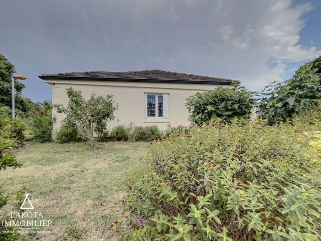 Maison de 76 m2 et son jardin de 120 m2