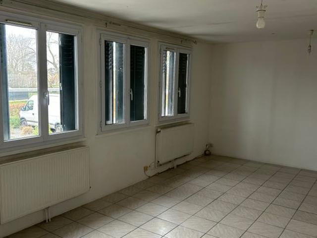 Maison de 76m2 à louer sur Villeneuve Saint Germain