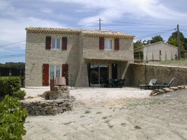 Maison de 77m2 à louer sur Faucon