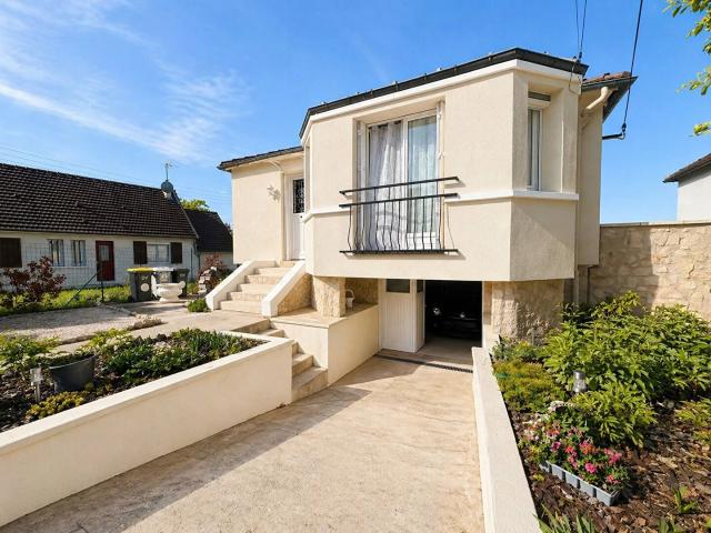Maison de 80m2 4 pièces à Orry la ville !