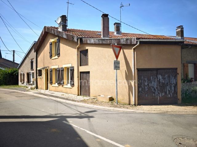 Maison de 83 m² à rénover avec terrain et garage à moins d'une heure de la frontière luxembourgeoise