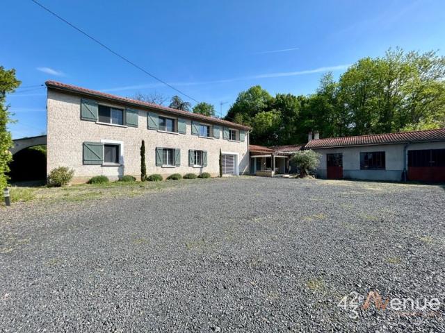 MAISON DE 8 PIÃ?CES