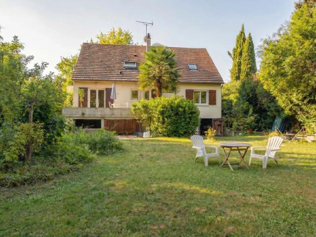 Maison de 8 pièces