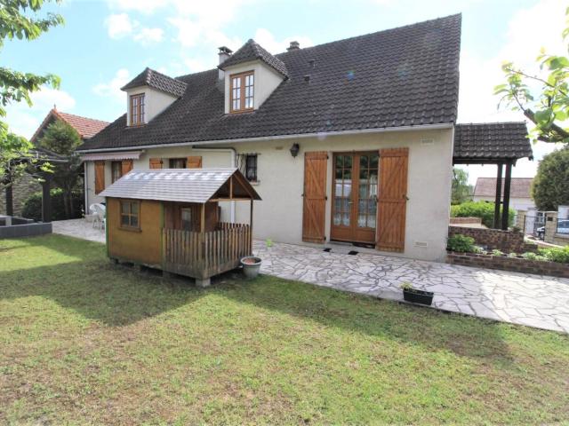Maison de 8 pièces
