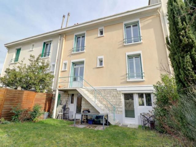 Maison de 8 pièces