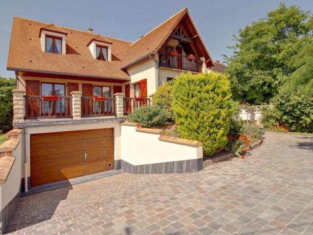 Maison de 8 pièces