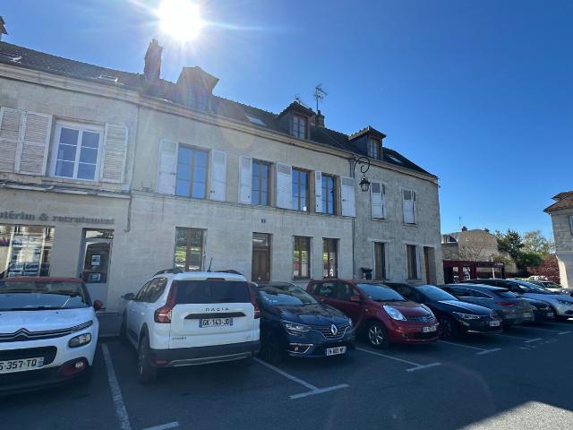 Maison de 8 pièces, de 156,21m2 habitables située à COMPIEGNE
