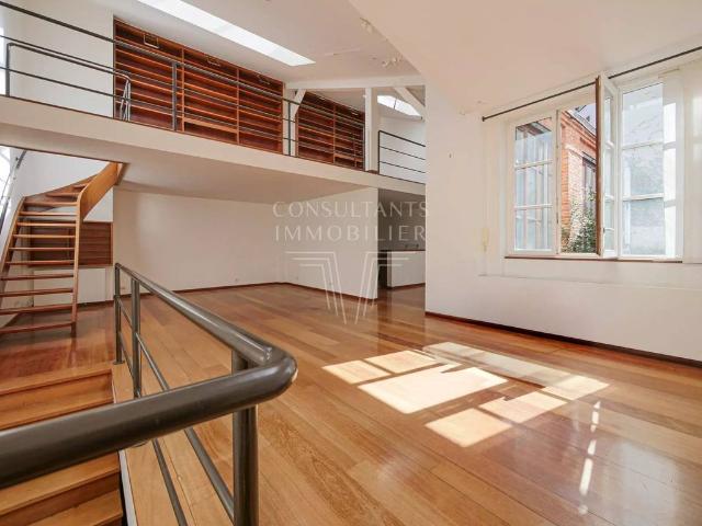 Maison de 8 pièces de luxe en vente à Montparnasse, Alésia, Montsouris, France