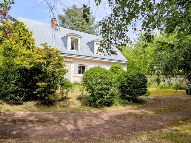 Maison de 8 pièces de luxe en vente à Olivet, Centre