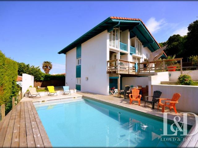 Maison de 8 pièces de luxe en vente à Biarritz, Nouvelle Aquitaine