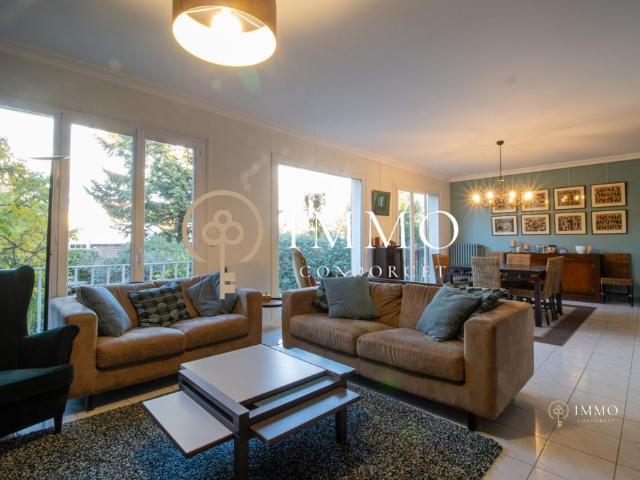 Maison de 8 pièces de luxe en vente à Bourg la Reine, Île de France
