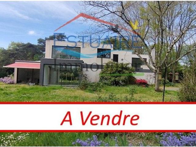 Maison de 8 pièces de luxe en vente à Couëron, Pays de la Loire