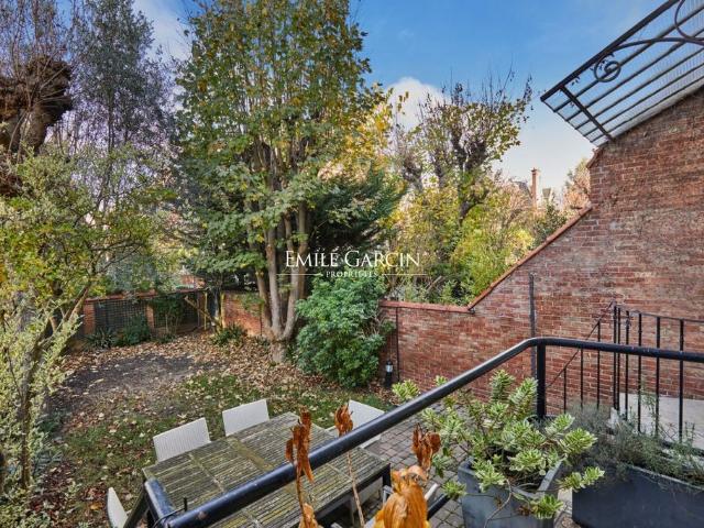 Maison de 8 pièces de luxe en vente à Courbevoie, Île de France
