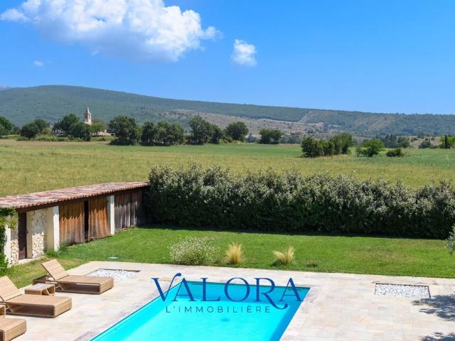 Maison de 8 pièces de luxe en vente à Forcalquier, France