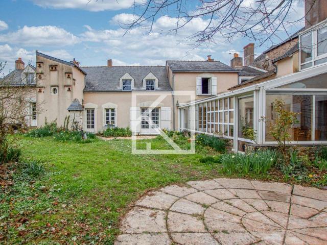 Maison de 8 pièces de luxe en vente à Les Garennes sur Loire, Pays de la Loire