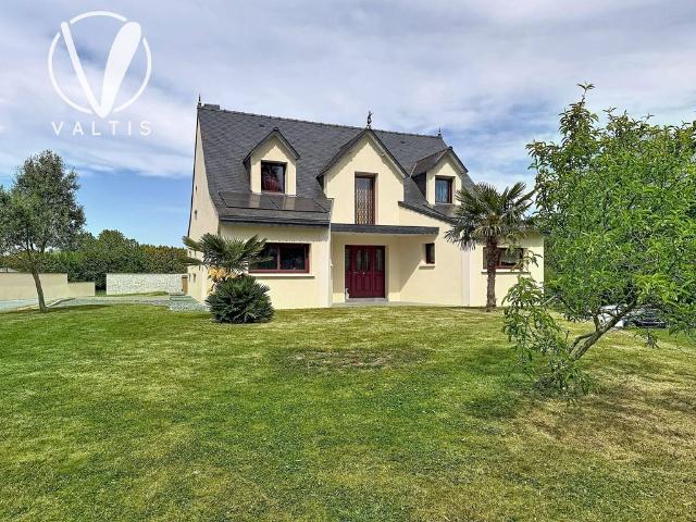 Maison de 8 pièces de luxe en vente à Plancoët, France