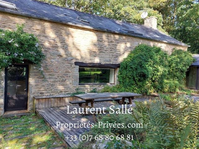 Maison de 8 pièces de luxe en vente à Questembert, France