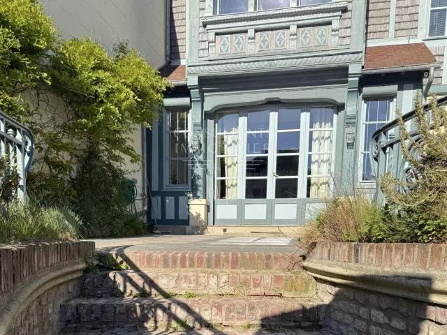 Maison de 8 pièces de luxe en vente à Trouville sur Mer, Normandie