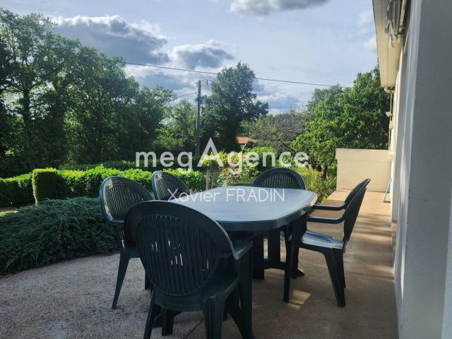 Maison de 98m² sur une parcelle de plus de 2500m²